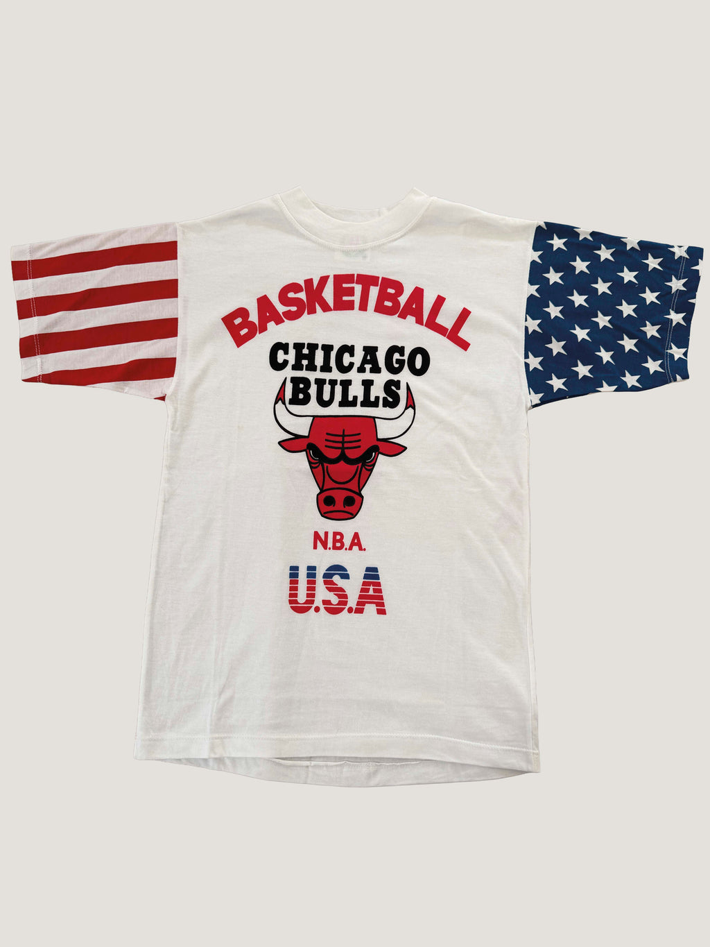 Vintage Chicago Bulls NBA USA Bootleg Flag Sleeve Tee