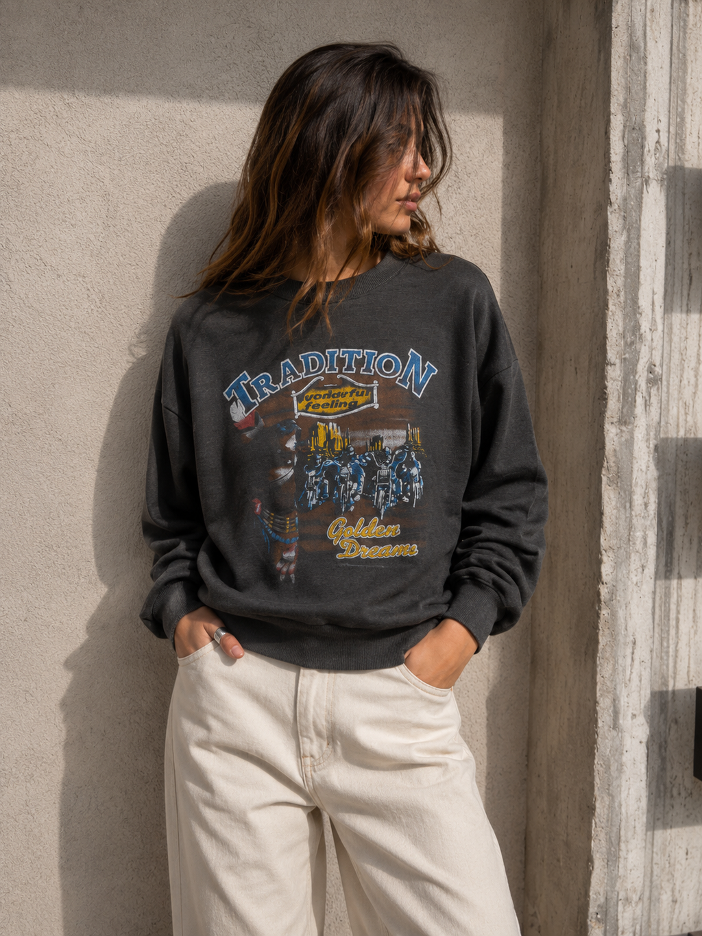 Vintage 90s “Tradition Golden Dream” Motorcycle Native American Graphic Sweatshirt