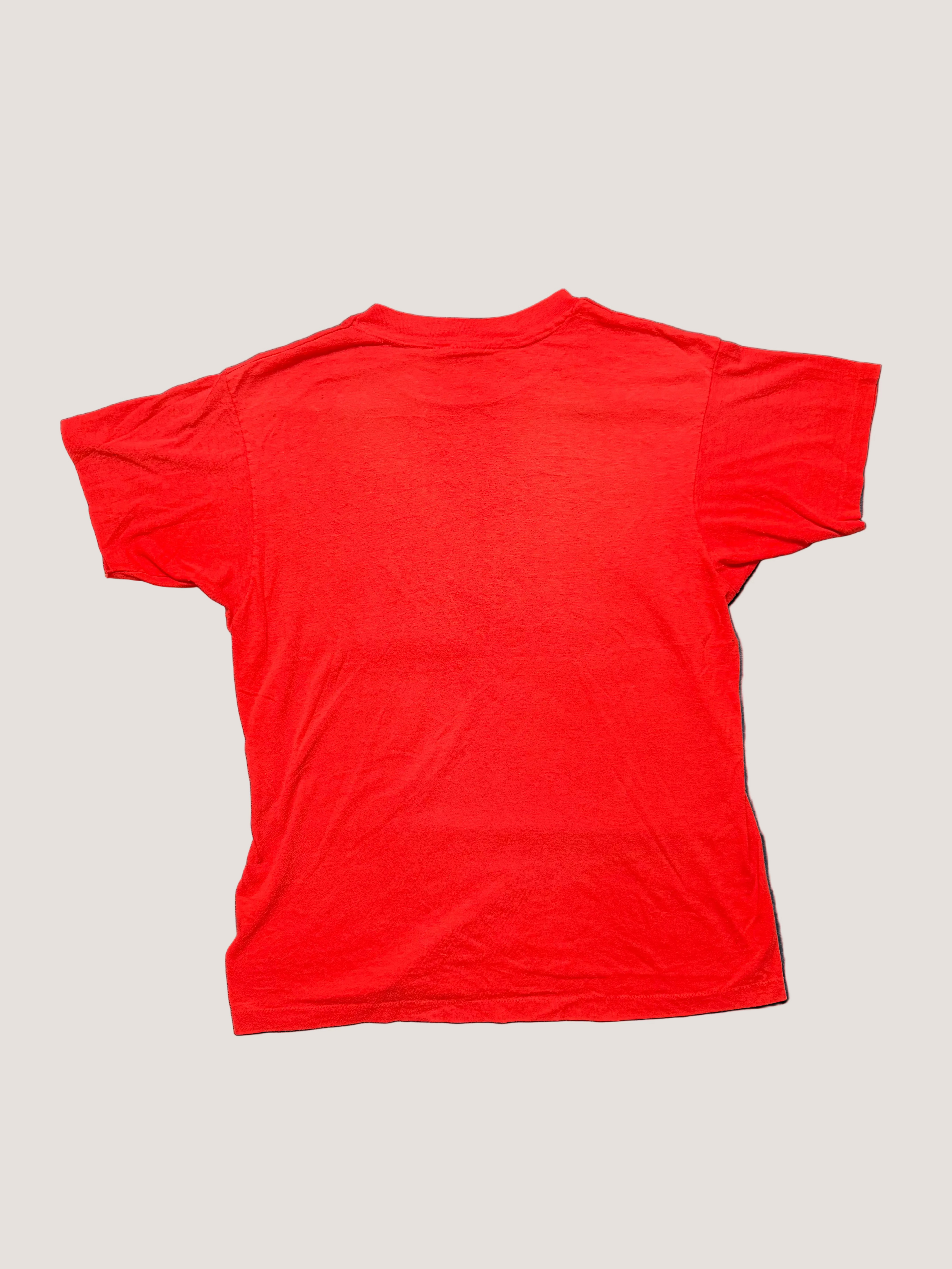 Usmc Red t-shirt on a dark gray fabric background